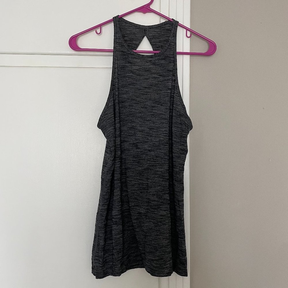 Lululemon Trapeze Twist Tank